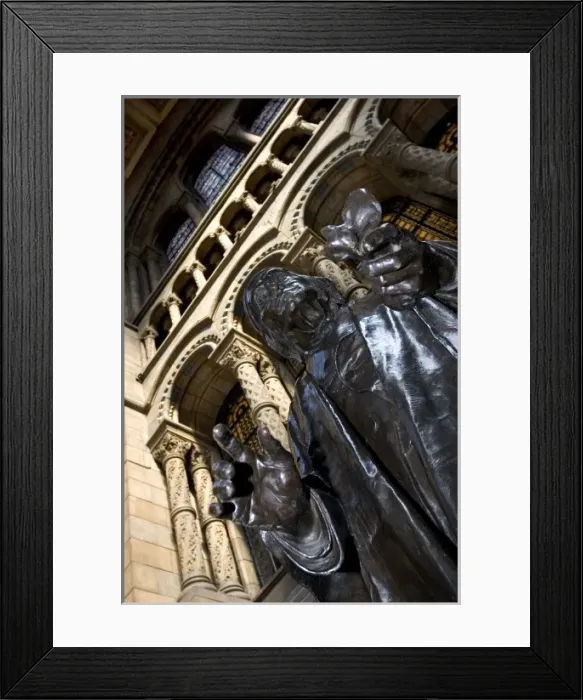 Framed Print : Sculpture of Richard Owen Framed Print : Sculpture of Richard Owen