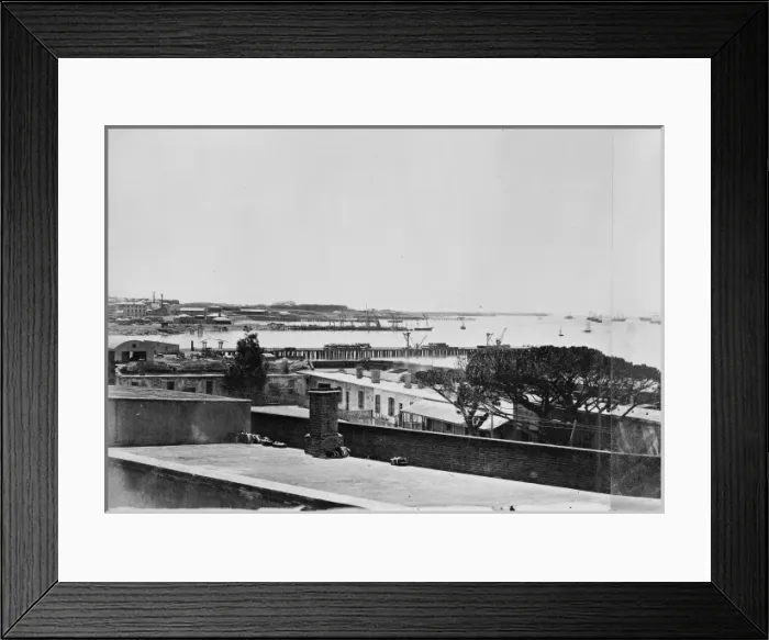 Framed Print : Bay in Cape Town, South Africa Framed Print : Bay in Cape Town, South Africa