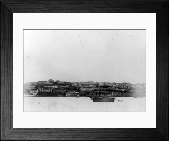 Framed Print : Lisbon from Challenger Framed Print : Lisbon from Challenger
