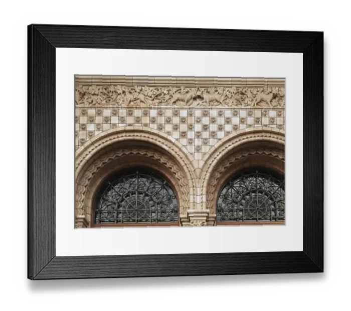 Framed Print : Exterior of the Natural History Museum, London Framed Print : Exterior of the Natural History Museum, London