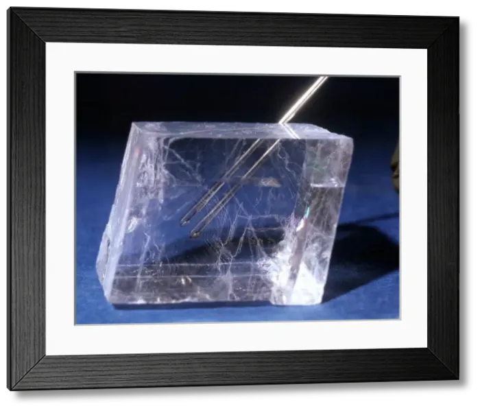 Framed Print : Calcite (Calcium Carbonate) variant iceland spar Framed Print : Calcite (Calcium Carbonate) variant iceland spar