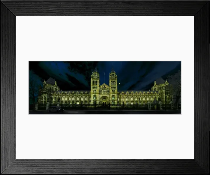 Framed Print : Floodlit view of the Natural History Museum, London Framed Print : Floodlit view of the Natural History Museum, London