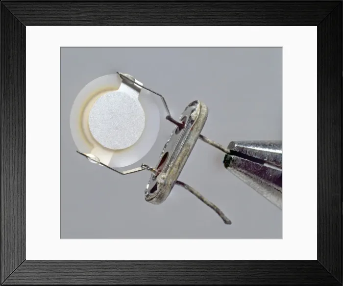 Framed Print : Quartz. Synthetic quartz vibrates at a steady rate in reaction to an electrical charge Framed Print : Quartz. Synthetic quartz vibrates at a steady rate in reaction to an electrical charge