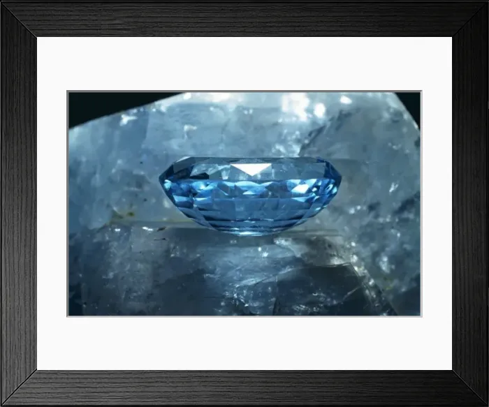 Framed Print : Topaz comprises of (aluminum silicate fluoride hydroxide) Framed Print : Topaz comprises of (aluminum silicate fluoride hydroxide)
