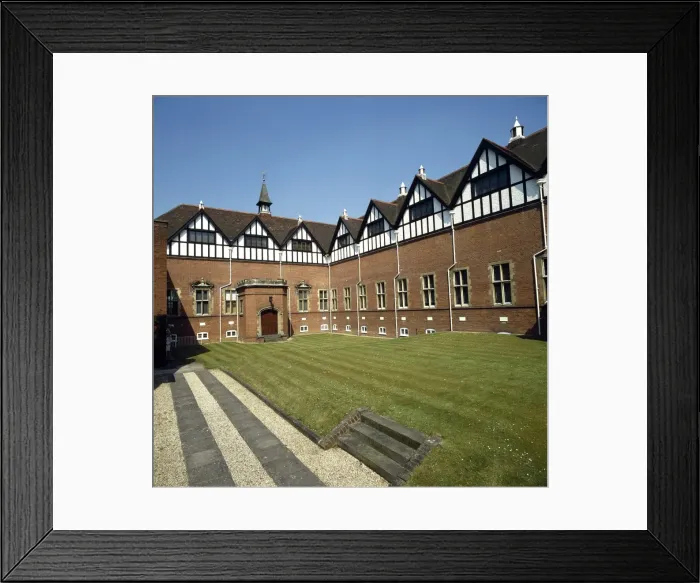 Framed Print : The Natural History Museum at Tring Framed Print : The Natural History Museum at Tring