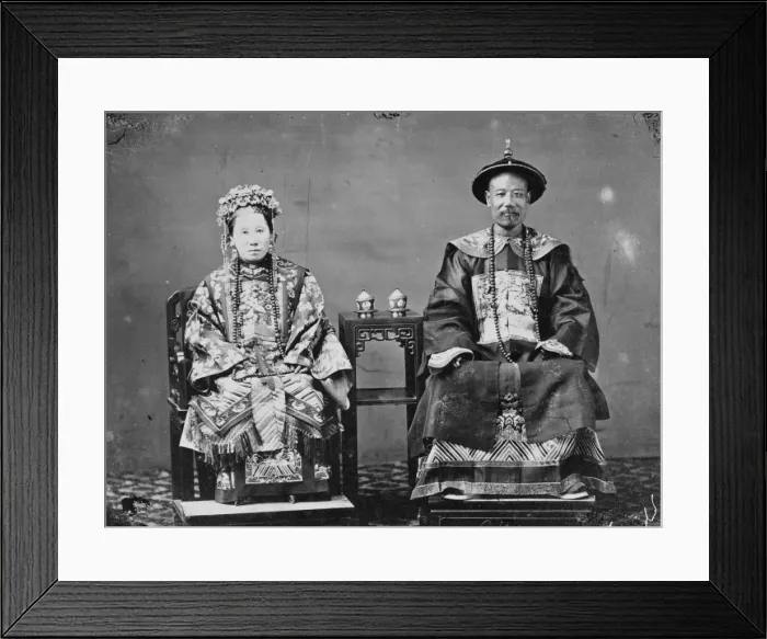 Framed Print : Man and woman seated, China Framed Print : Man and woman seated, China