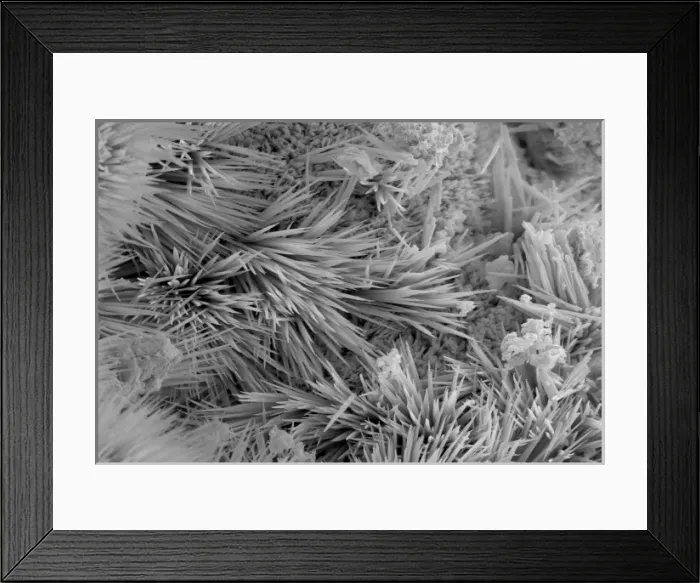 Framed Print : Malachite comprises of (copper carbonate hydroxide) Framed Print : Malachite comprises of (copper carbonate hydroxide)