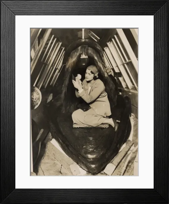 Framed Print : The Modern Mrs Jonah Framed Print : The Modern Mrs Jonah
