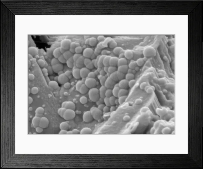 Framed Print : Malachite comprises of (copper carbonate hydroxide) Framed Print : Malachite comprises of (copper carbonate hydroxide)