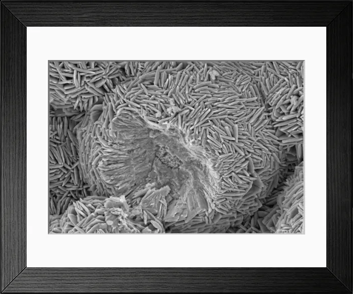 Framed Print : Malachite comprises of (copper carbonate hydroxide) Framed Print : Malachite comprises of (copper carbonate hydroxide)