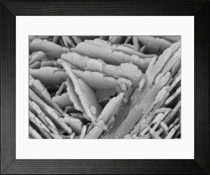 Framed Print : Malachite comprises of (copper carbonate hydroxide) Framed Print : Malachite comprises of (copper carbonate hydroxide)