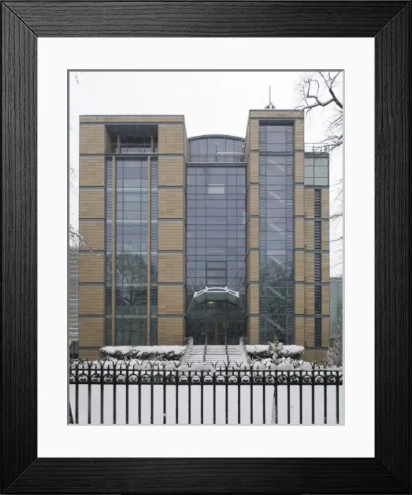 Framed Print : The Darwin Centre Phase One at the Natural History Museum, L Framed Print : The Darwin Centre Phase One at the Natural History Museum, L