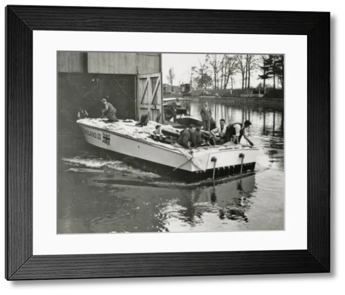 Framed Print : ?Miss England III? speedboat Framed Print : ?Miss England III? speedboat