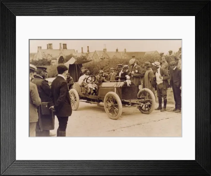 Framed Print : Gordon Bennet Trophy, 1903 (Edge) Framed Print : Gordon Bennet Trophy, 1903 (Edge)