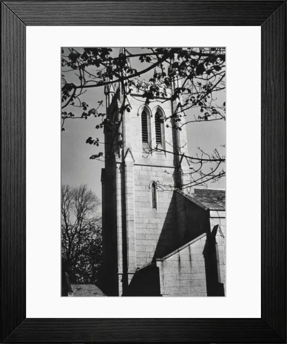 Framed Print : Holy Trinity Church, Chesterfield Framed Print : Holy Trinity Church, Chesterfield