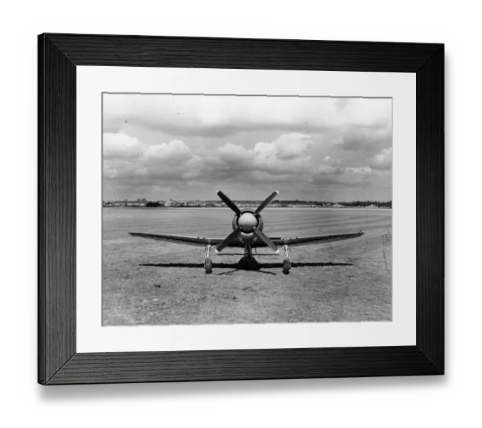 Framed Print : An early Hawker Sea Fury X TF906 Framed Print : An early Hawker Sea Fury X TF906