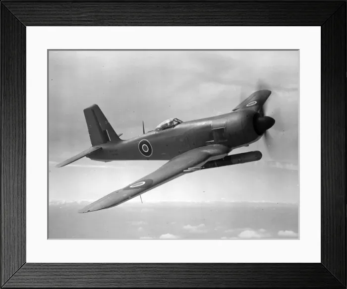 Framed Print : Blackburn B-46 Firebrand TF4 in flight Framed Print : Blackburn B-46 Firebrand TF4 in flight