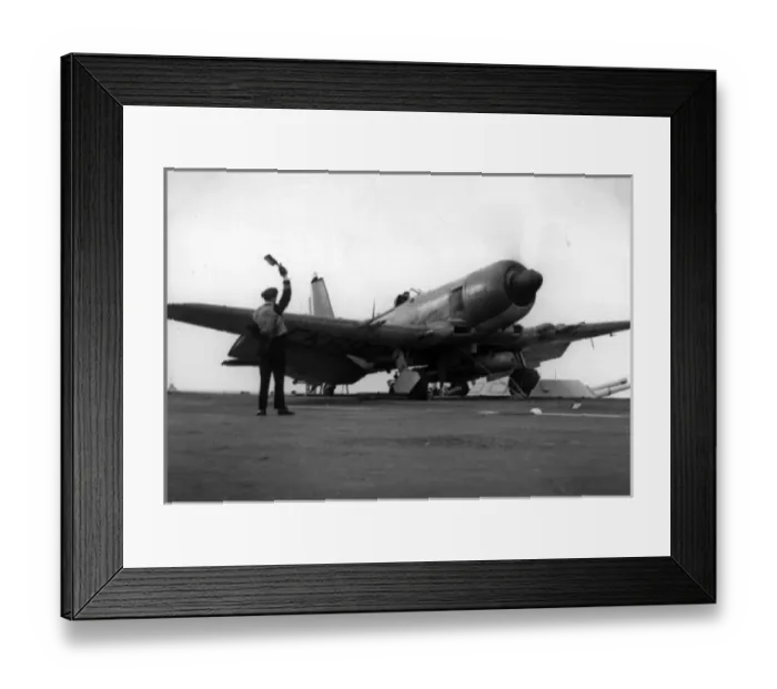 Framed Print : Blackburn B-46 Firebrand TF5 EK692 Framed Print : Blackburn B-46 Firebrand TF5 EK692