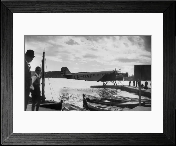 Framed Print : Former Lufthansa Junkers Ju52 / 3mg2e floatplane Framed Print : Former Lufthansa Junkers Ju52 / 3mg2e floatplane