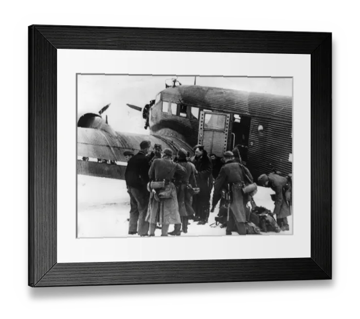 Framed Print : Junkers Ju52 / 3m troop carrying transport Framed Print : Junkers Ju52 / 3m troop carrying transport