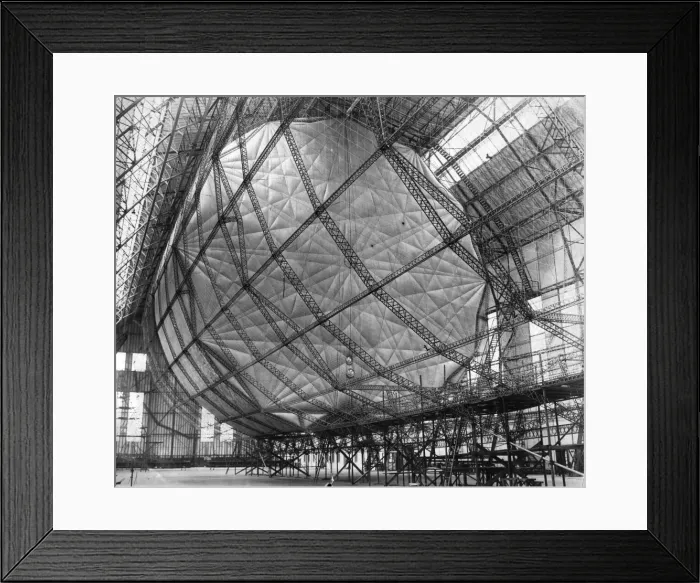 Framed Print : Airship Los Angeles under construction Framed Print : Airship Los Angeles under construction