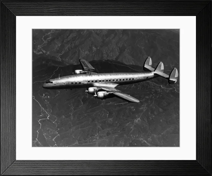 Framed Print : Lockheed Model 1049 Super Constellation N6201C in flight Framed Print : Lockheed Model 1049 Super Constellation N6201C in flight