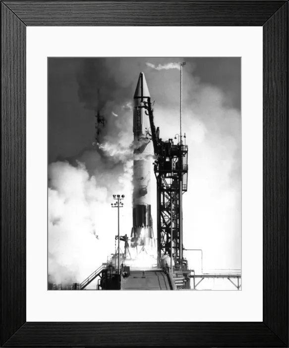 Framed Print : An Atlas-Centaur 4 lifts off Framed Print : An Atlas-Centaur 4 lifts off