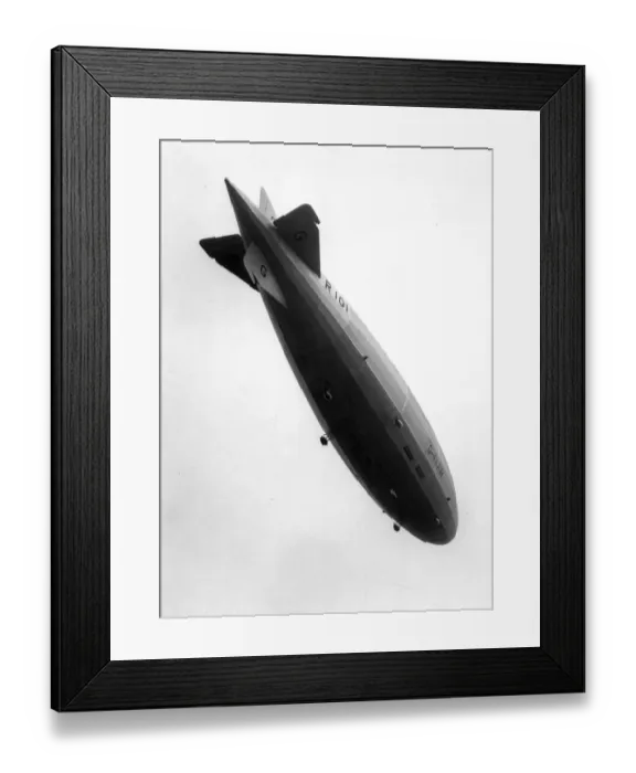Framed Print : Airship R101 at Cardington Framed Print : Airship R101 at Cardington