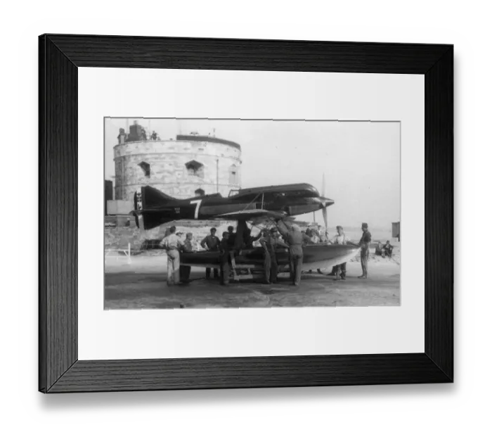 Framed Print : Macchi M67 Schneider Trophy racing seaplane at Calshot Framed Print : Macchi M67 Schneider Trophy racing seaplane at Calshot