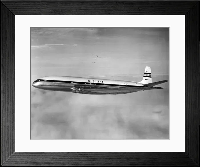 Framed Print : The first production de Havilland DH106 Comet 2 G-AMXA Framed Print : The first production de Havilland DH106 Comet 2 G-AMXA