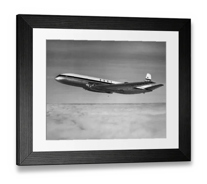 Framed Print : The first production de Havilland DH106 Comet 2 G-AMXA Framed Print : The first production de Havilland DH106 Comet 2 G-AMXA