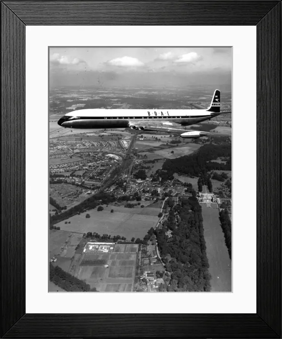 Framed Print : The first de Havilland DH106 Comet 4 G-APDA of BOAC Framed Print : The first de Havilland DH106 Comet 4 G-APDA of BOAC
