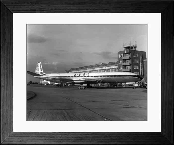 Framed Print : The first de Havilland DH106 Comet 4 G-APDA of BOAC Framed Print : The first de Havilland DH106 Comet 4 G-APDA of BOAC