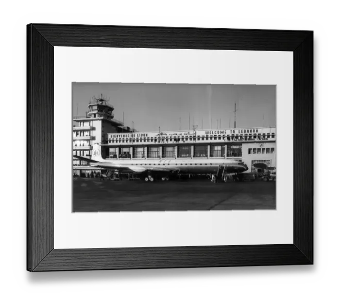 Framed Print : de Havilland DH106 Comet 4C OD-ADR of Middle East Airlines Framed Print : de Havilland DH106 Comet 4C OD-ADR of Middle East Airlines
