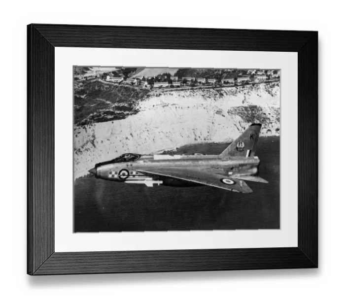 Framed Print : An English Electric Lightning F6 XS933 Framed Print : An English Electric Lightning F6 XS933