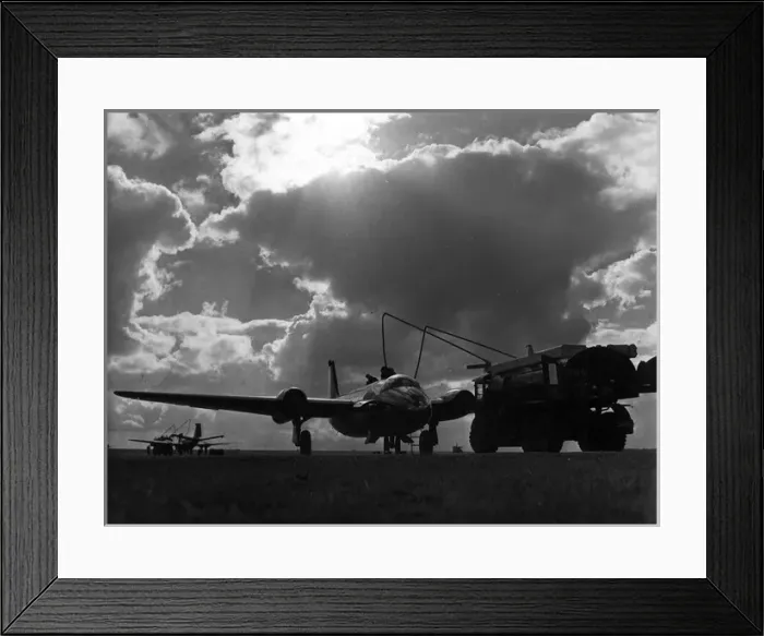 Framed Print : 101 Squadron English Electric Canberras refuelling Framed Print : 101 Squadron English Electric Canberras refuelling