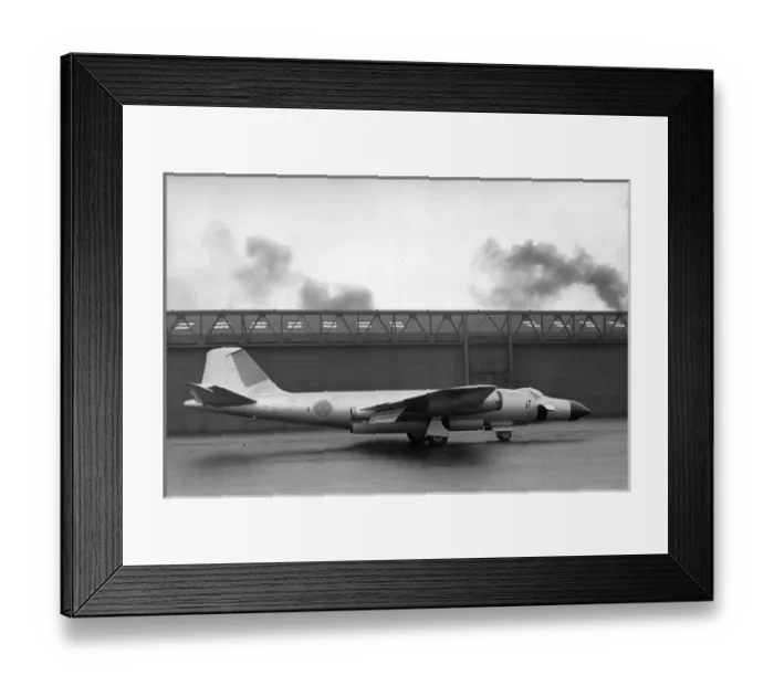 Framed Print : English Electric Canberra Tp52 of the Swedish Air Force Framed Print : English Electric Canberra Tp52 of the Swedish Air Force