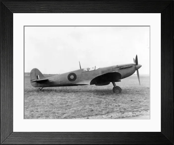 Framed Print : Supermarine Spitfire IV BR419