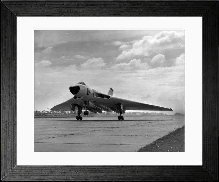 Framed Print : Avro Vulcan B1 takes-off Framed Print : Avro Vulcan B1 takes-off