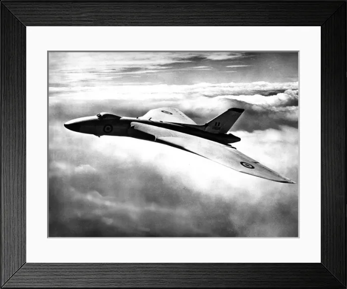 Framed Print : Avro Vulcan B2 XH558 Framed Print : Avro Vulcan B2 XH558