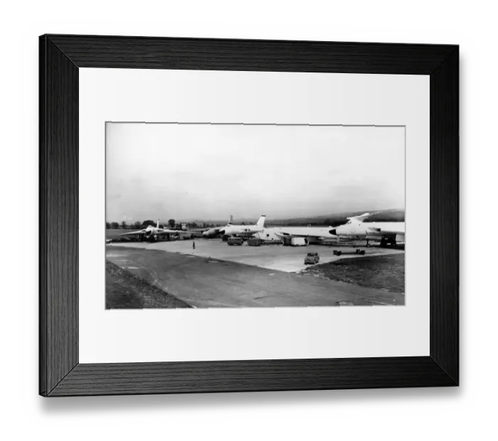 Framed Print : Three Avro Vulcans, Vickers Valiant and Handley Page Victor Framed Print : Three Avro Vulcans, Vickers Valiant and Handley Page Victor