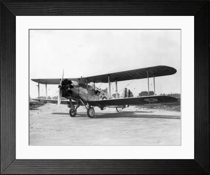 Framed Print : Westland Wapiti prototype J8495 carrying two 230lb bombs Framed Print : Westland Wapiti prototype J8495 carrying two 230lb bombs
