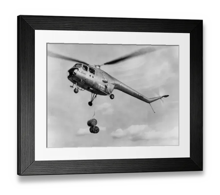 Framed Print : Bristol Sycamore Mk4 G-AMWI carrying a suspended load Framed Print : Bristol Sycamore Mk4 G-AMWI carrying a suspended load