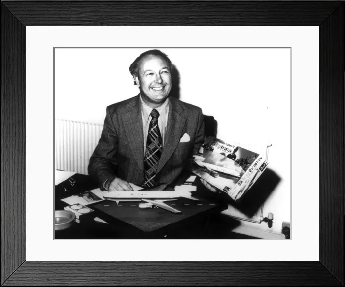 Framed Print : Sir Freddie Laker and Skytrain model kit Framed Print : Sir Freddie Laker and Skytrain model kit