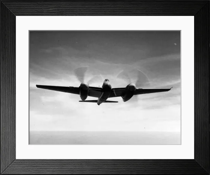 Framed Print : de Havilland Hornet Framed Print : de Havilland Hornet
