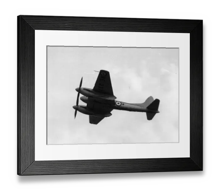 Framed Print : de Havilland Sea Hornet F20 WE237 Framed Print : de Havilland Sea Hornet F20 WE237