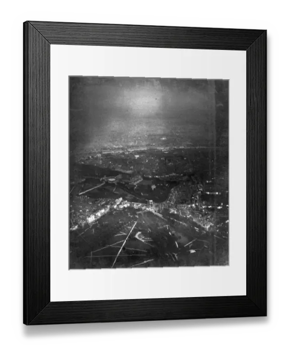 Framed Print : Aerial view from balloon over Hyde Park, London Framed Print : Aerial view from balloon over Hyde Park, London