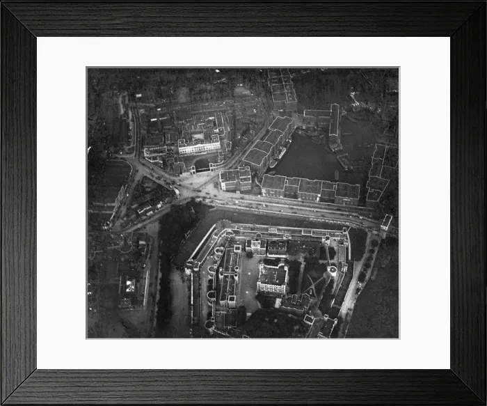 Framed Print : Aerial View - Thames, Tower of London Framed Print : Aerial View - Thames, Tower of London