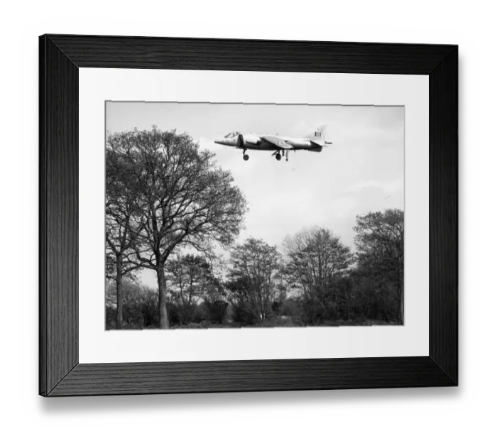Framed Print : The first Hawker Siddeley Kestrel FGA1 XS688 Framed Print : The first Hawker Siddeley Kestrel FGA1 XS688
