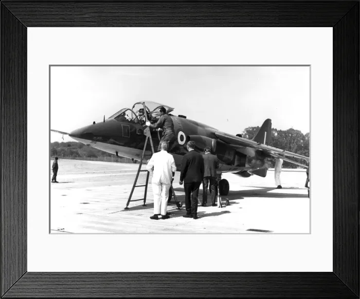 Framed Print : Hawker Siddeley Harrier GR1 Framed Print : Hawker Siddeley Harrier GR1